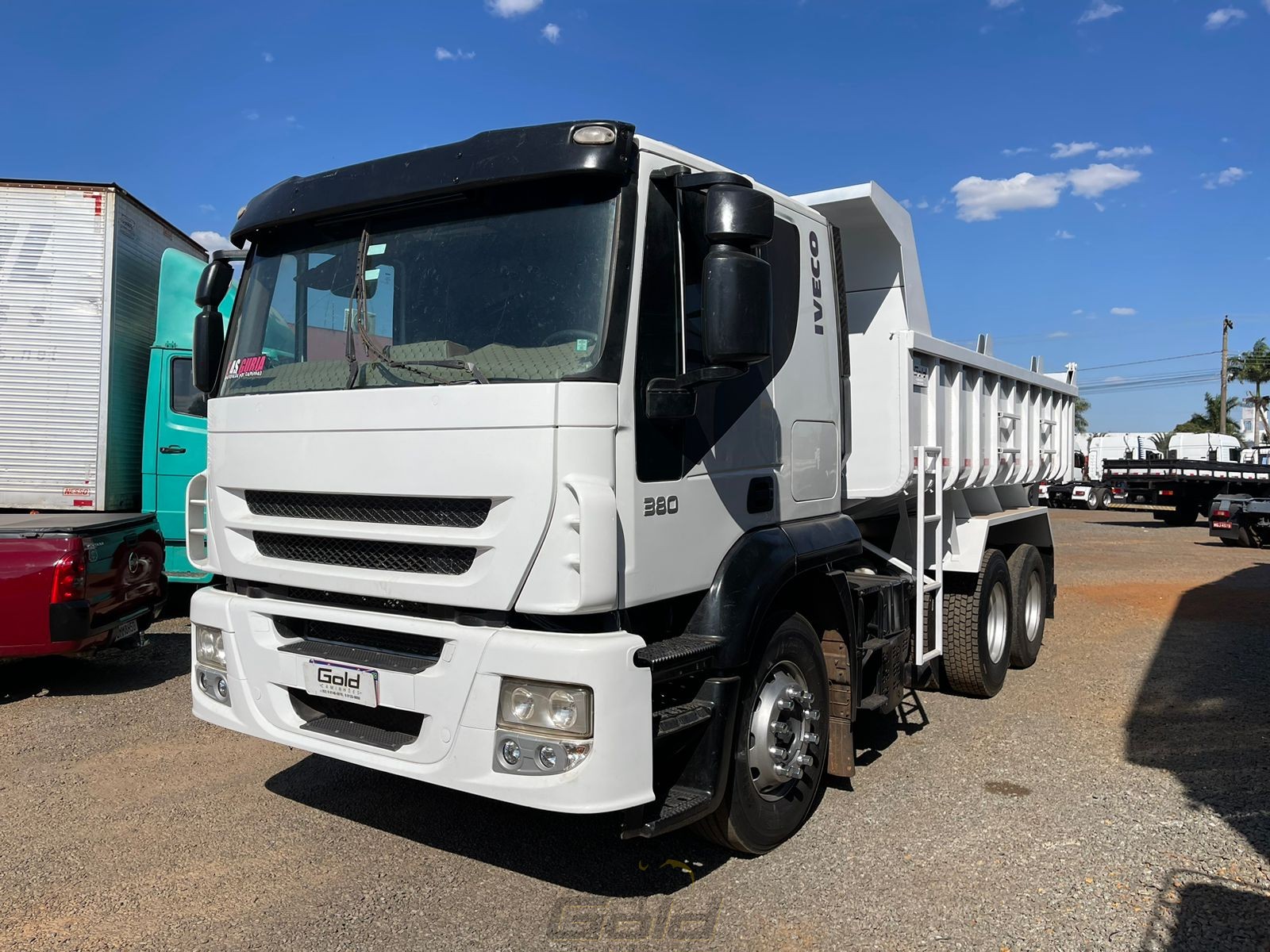 Mercedes-Benz L1621 Caçamba Topzera Anapolis GO - Caminhões usados