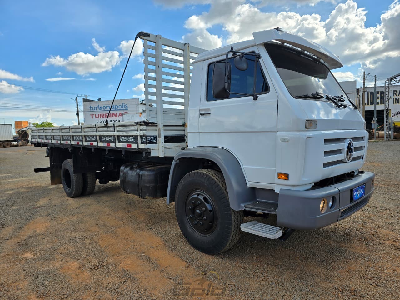 WhatsApp Image 2025-11-18 at 09.17.09