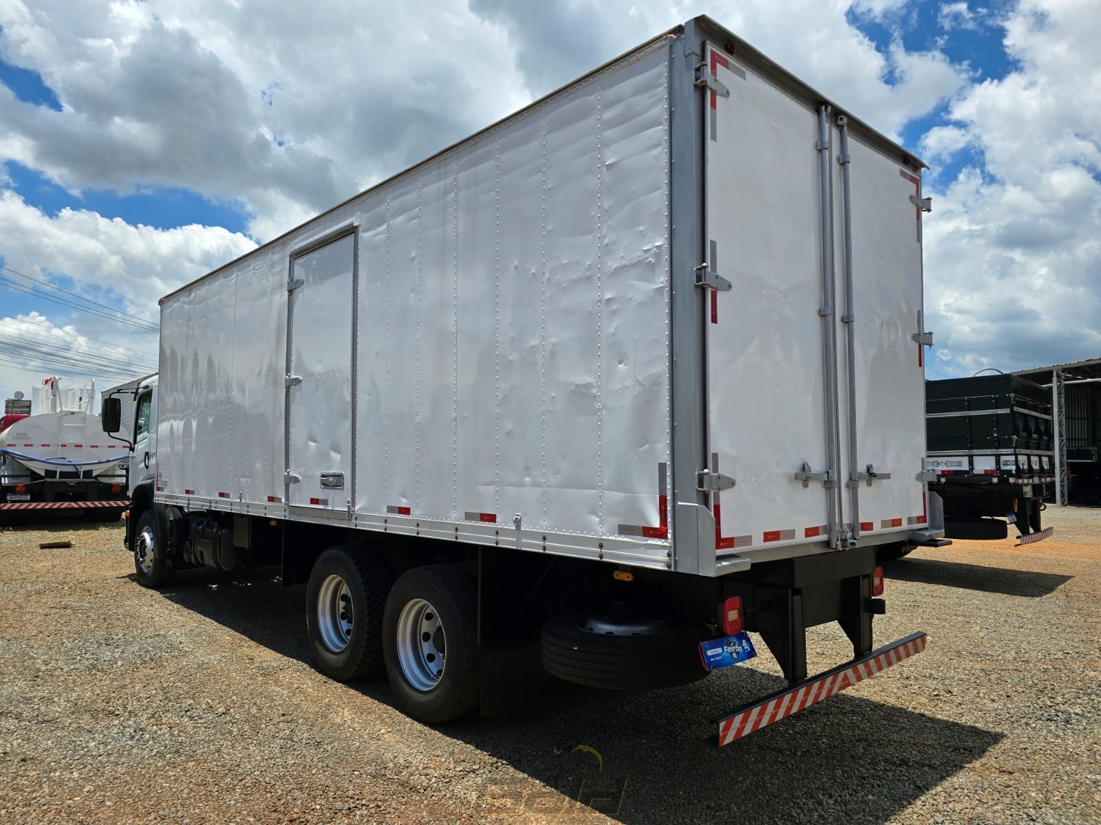 WhatsApp Image 2025-11-27 at 12.13.47 (5)