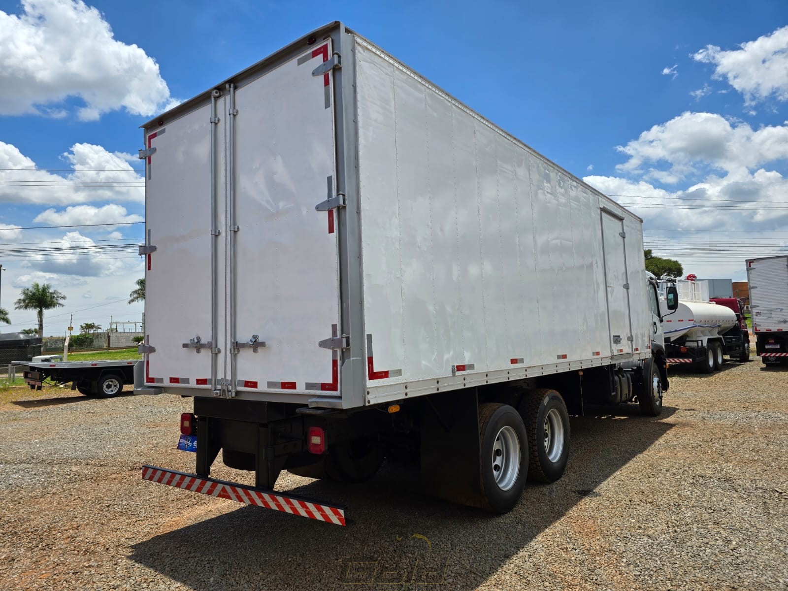 WhatsApp Image 2025-11-27 at 12.13.47 (6)