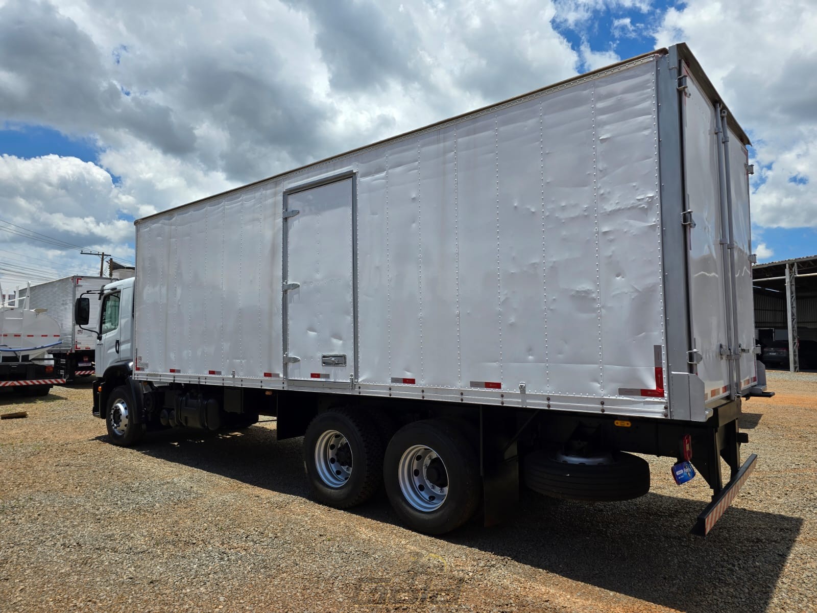 WhatsApp Image 2025-11-27 at 12.13.47 (7)