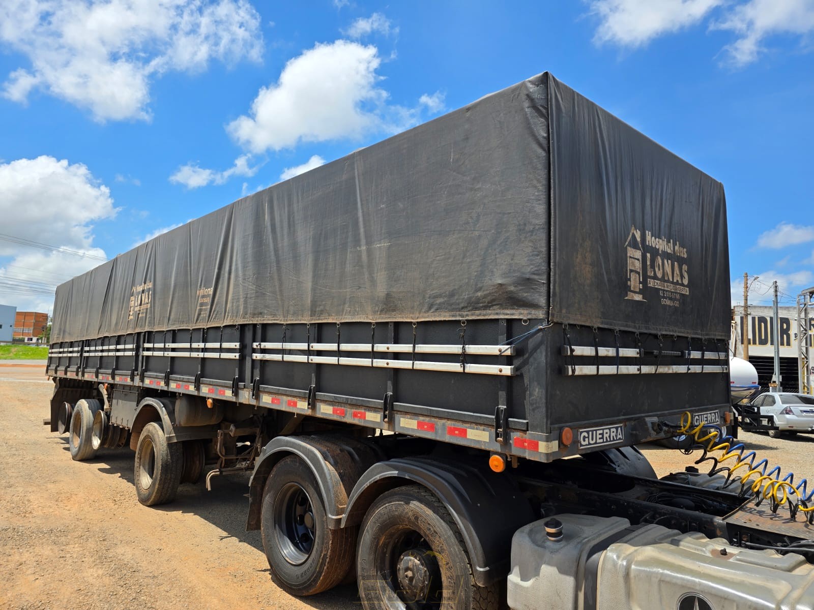 WhatsApp Image 2025-12-01 at 15.04.07