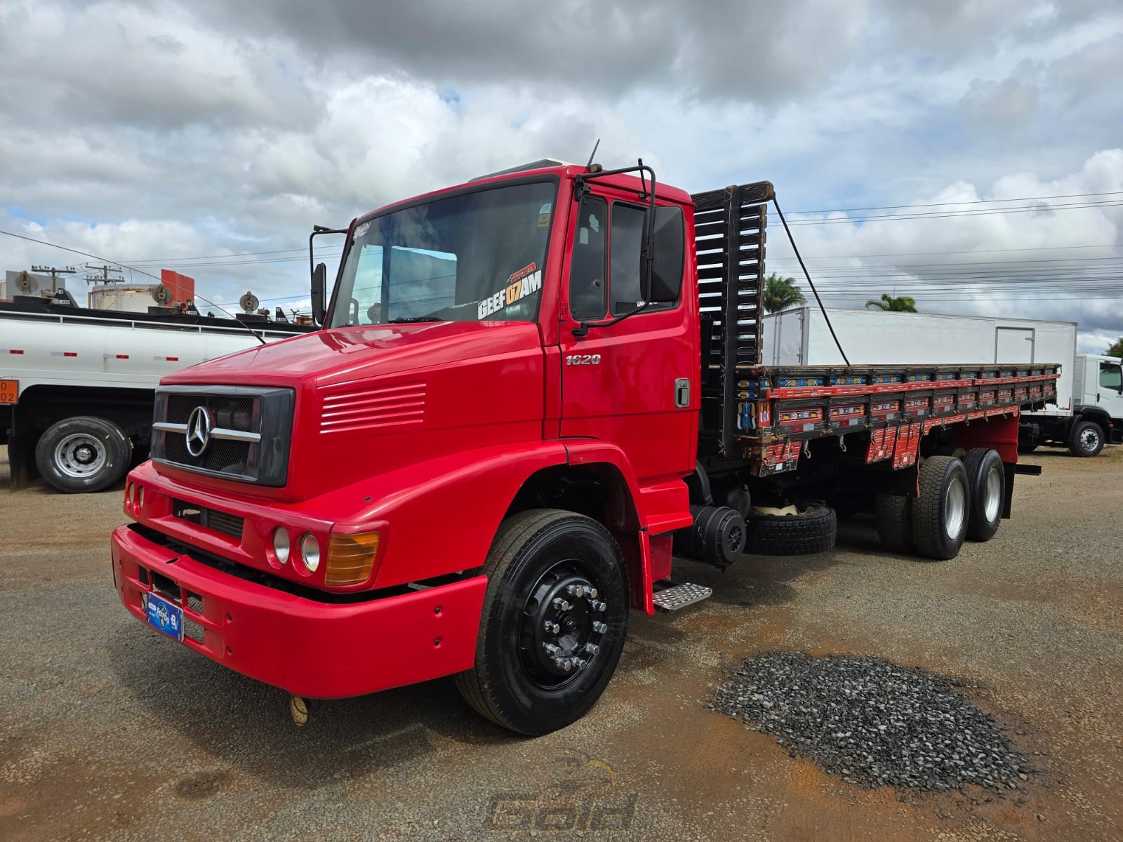 WhatsApp Image 2025-12-04 at 16.38.48