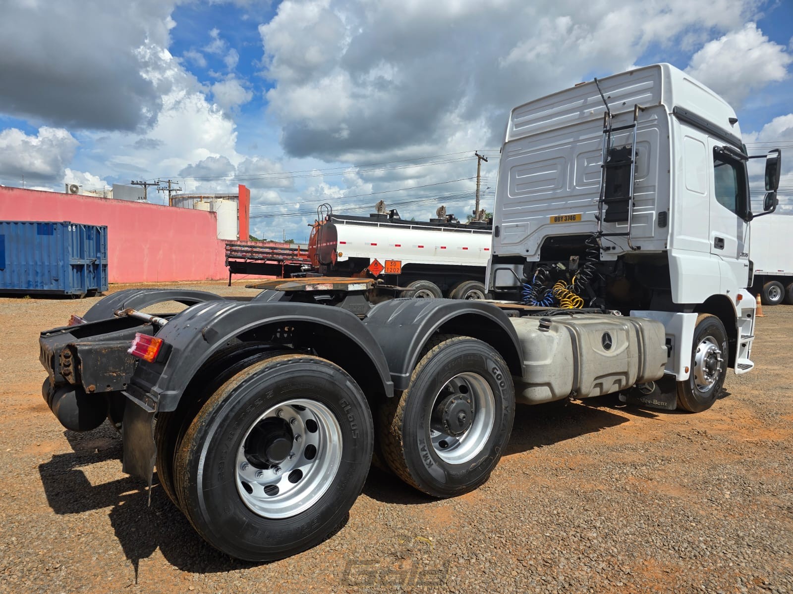 WhatsApp Image 2025-12-15 at 11.08.33 (6)