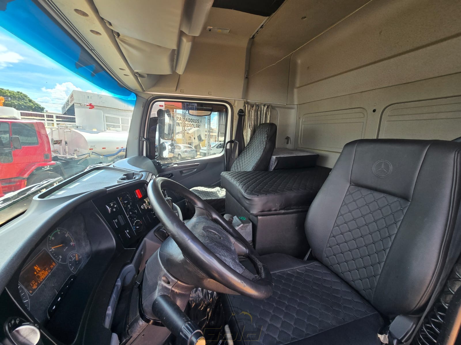 WhatsApp Image 2025-12-15 at 11.08.33 (8)