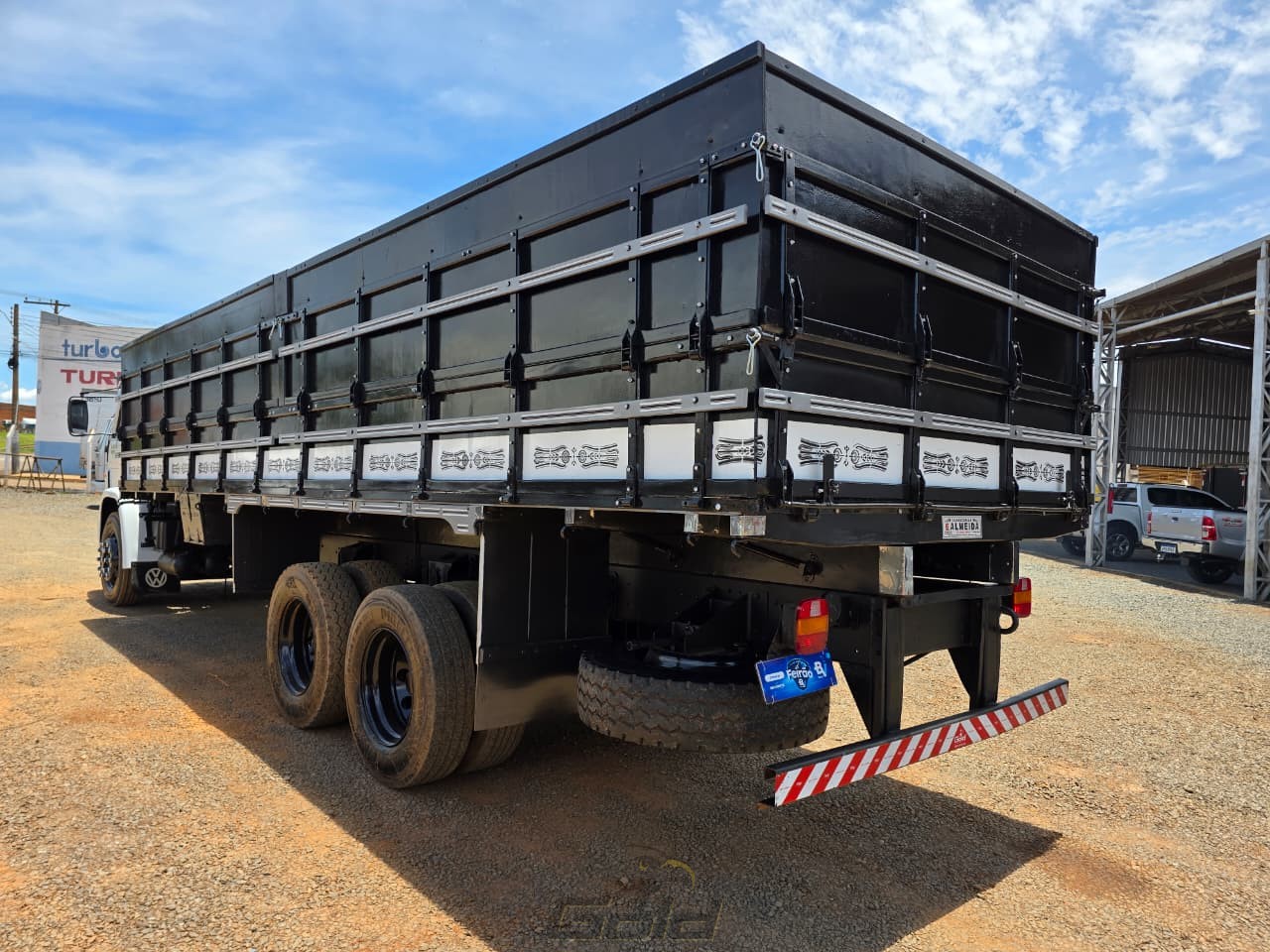 WhatsApp Image 2025-12-19 at 10.09.01 (1)