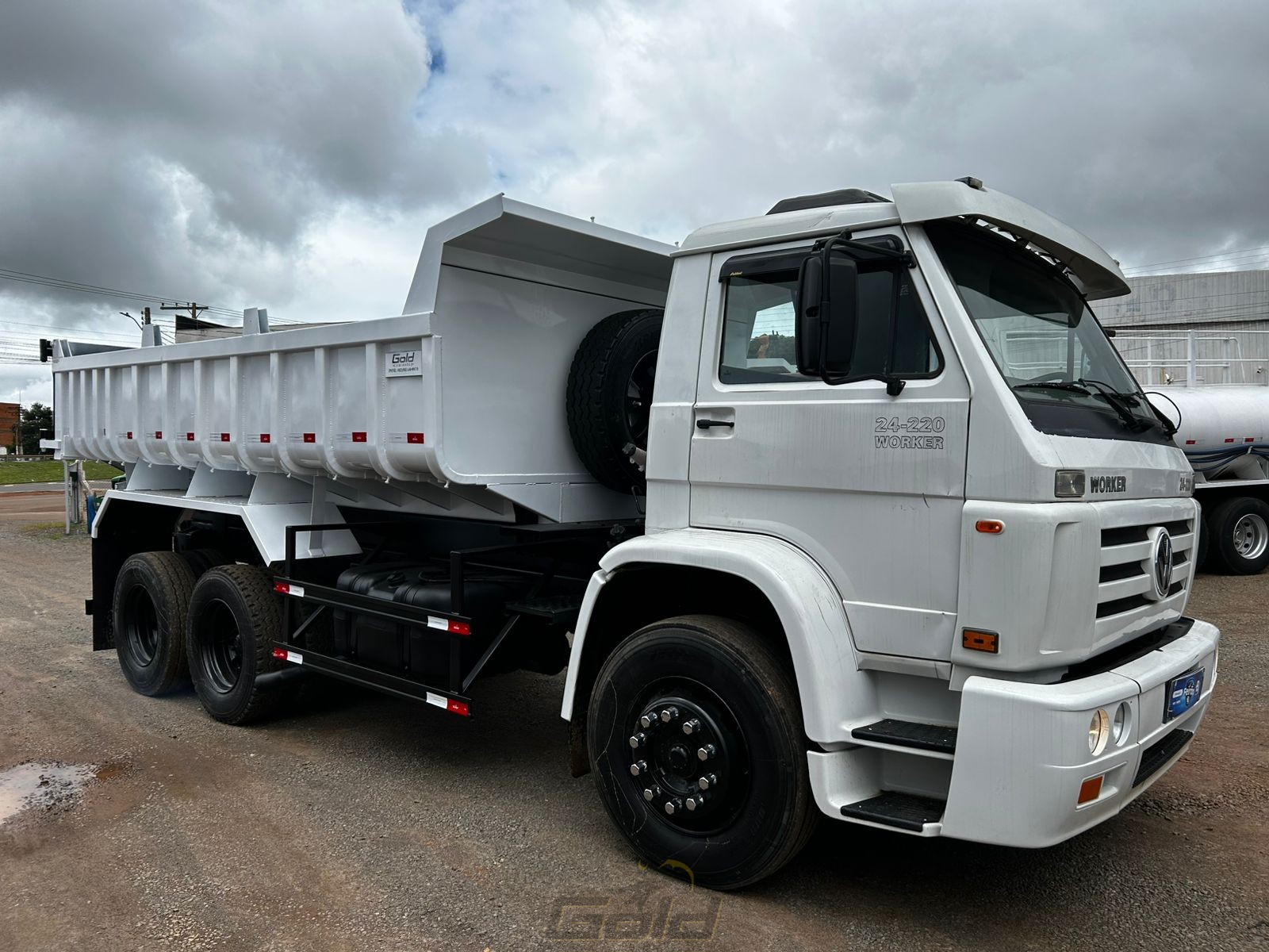 WhatsApp Image 2026-01-21 at 17.08.52 (2)