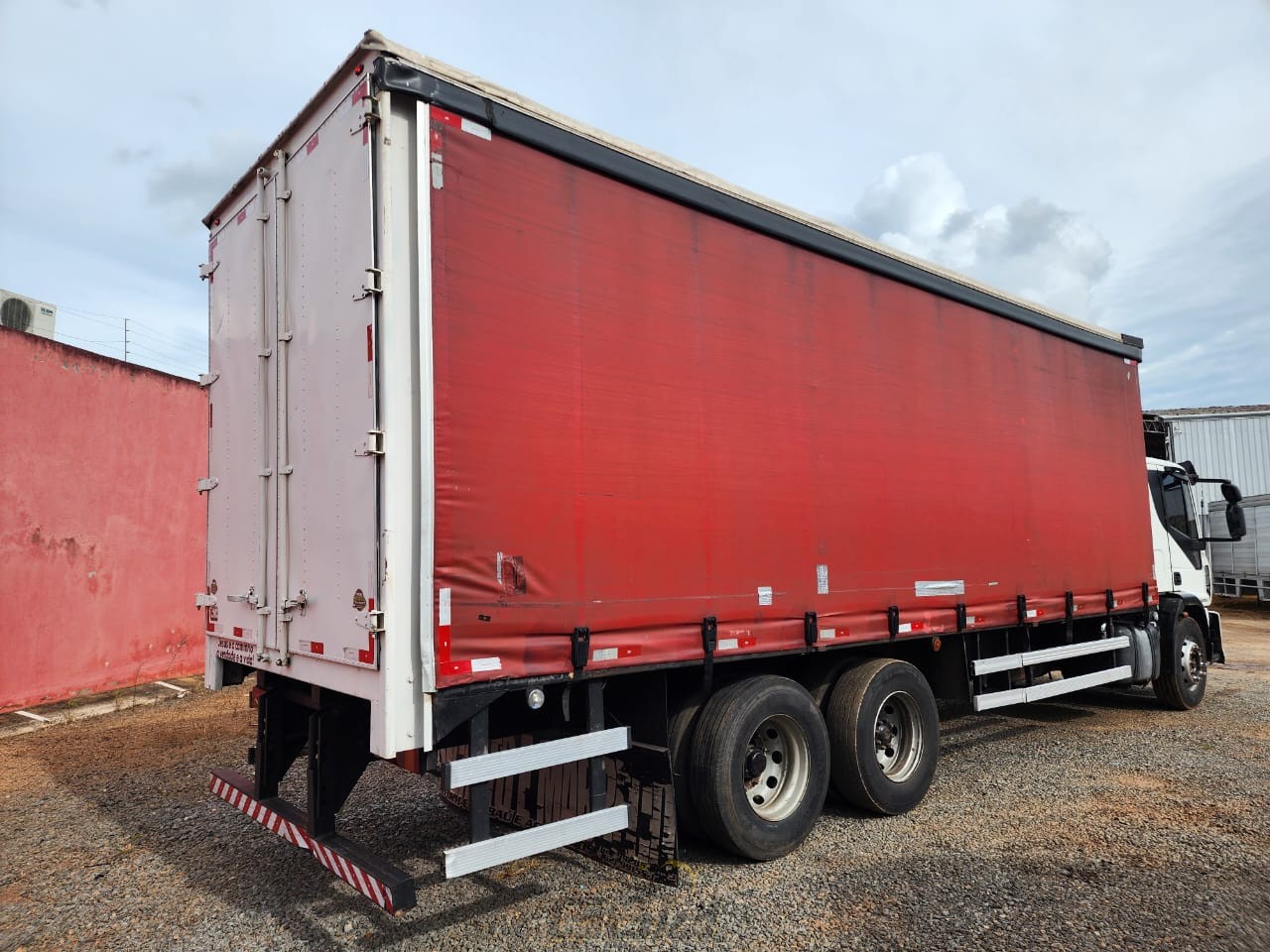 WhatsApp Image 2026-01-30 at 16.31.36 (1)