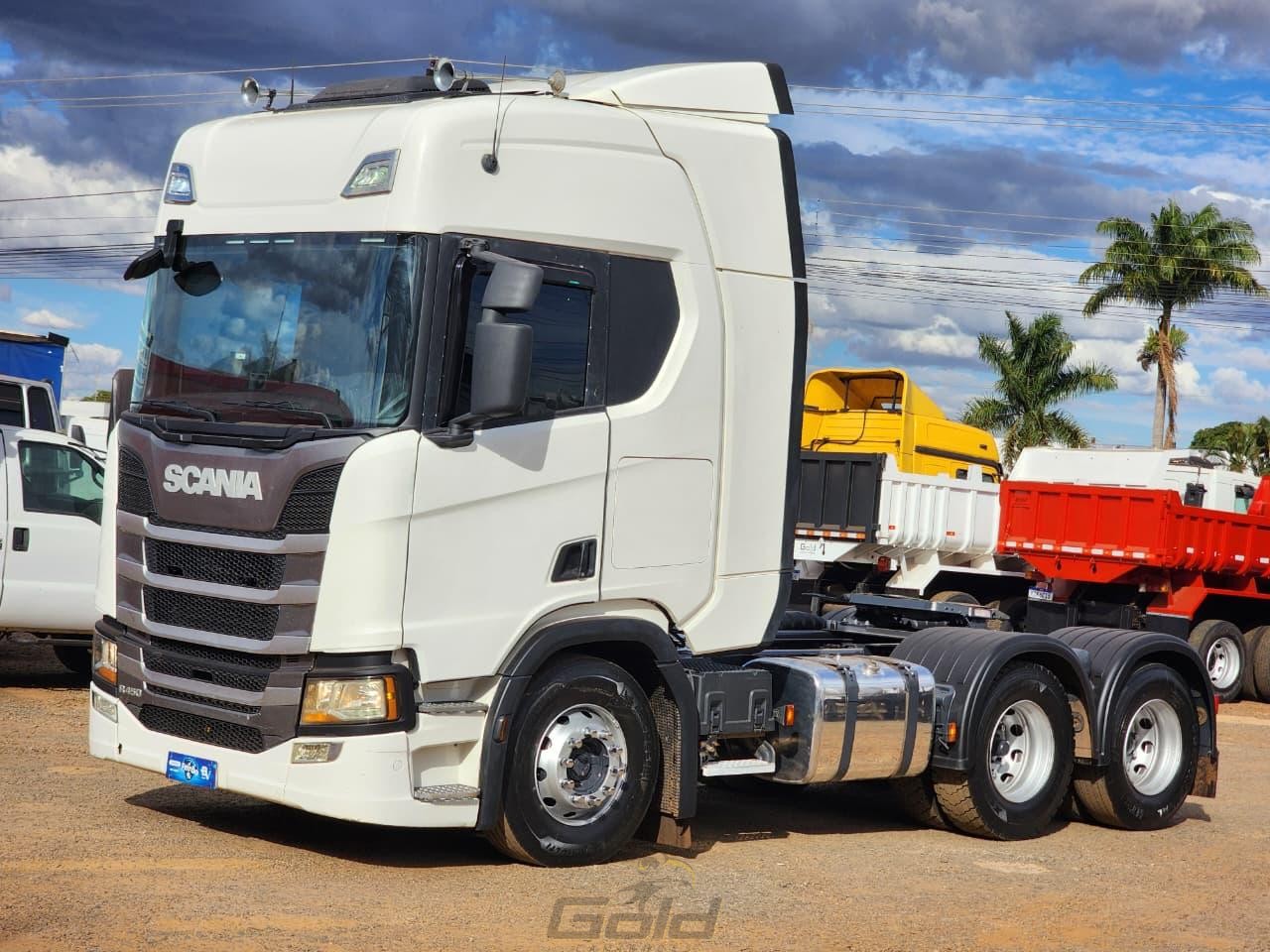SCANIA (3)
