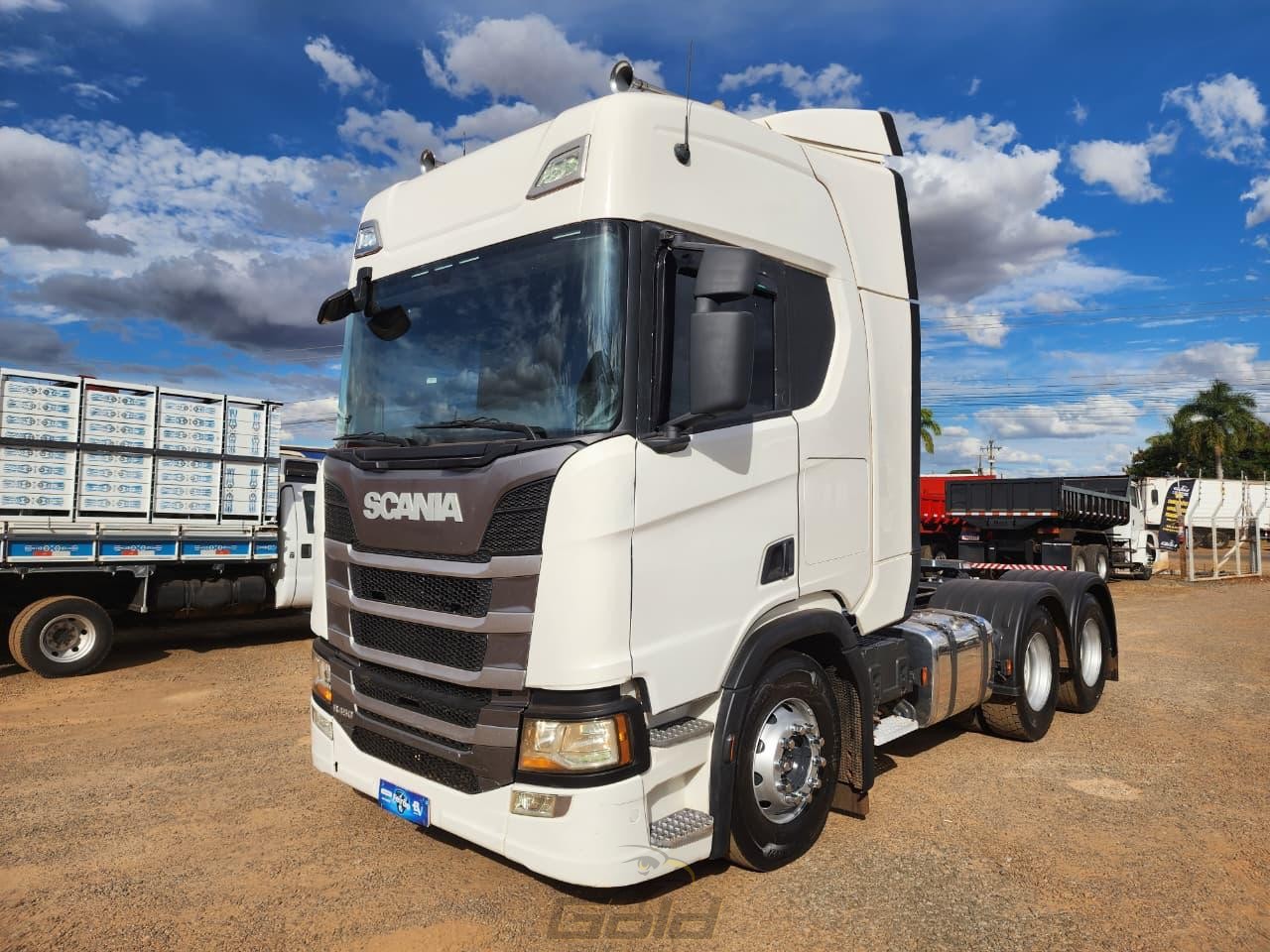 SCANIA (4)