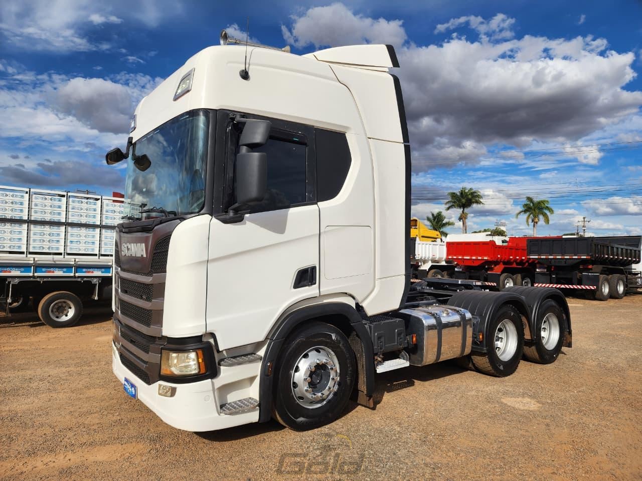 SCANIA (6)